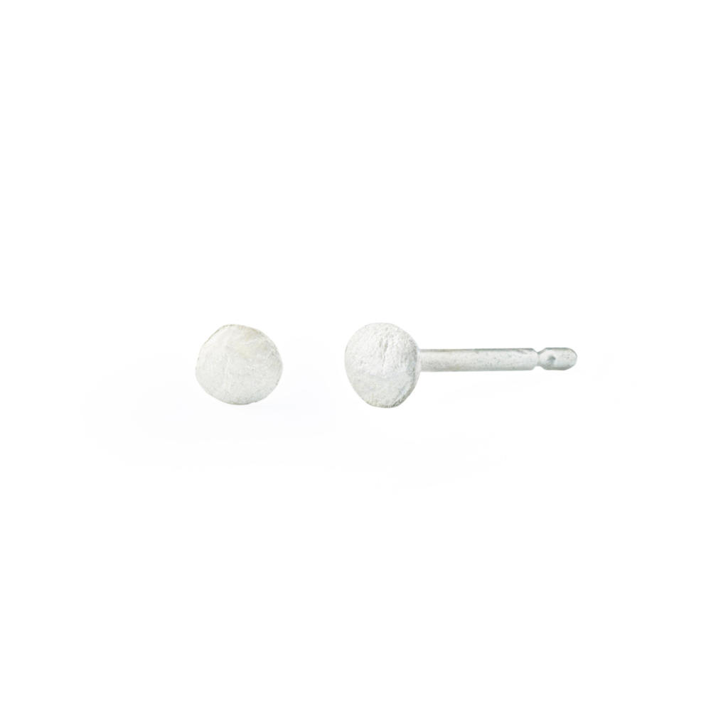 Sia Taylor ME26 S Silver Studs 1