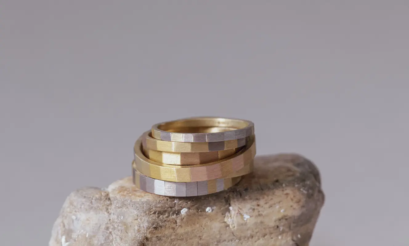 Rings landscape sia 27