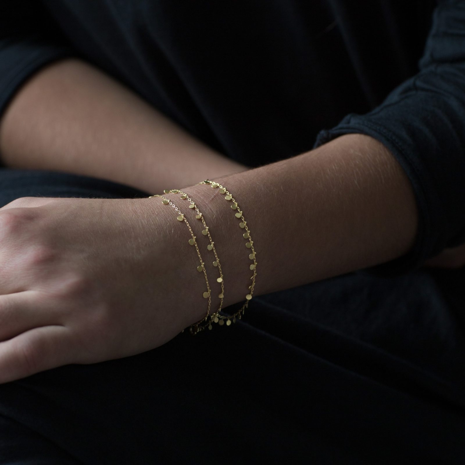Sia Taylor DB1 Y Yellow Gold Even Dot Bracelet M