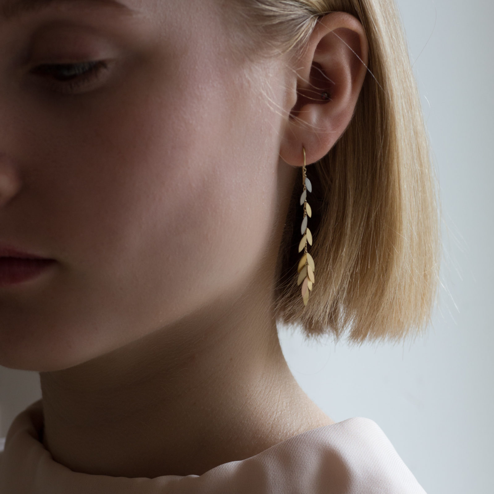 Sia Taylor KLE2 RAIN Rainbow Scattered Leaf Earrings M2