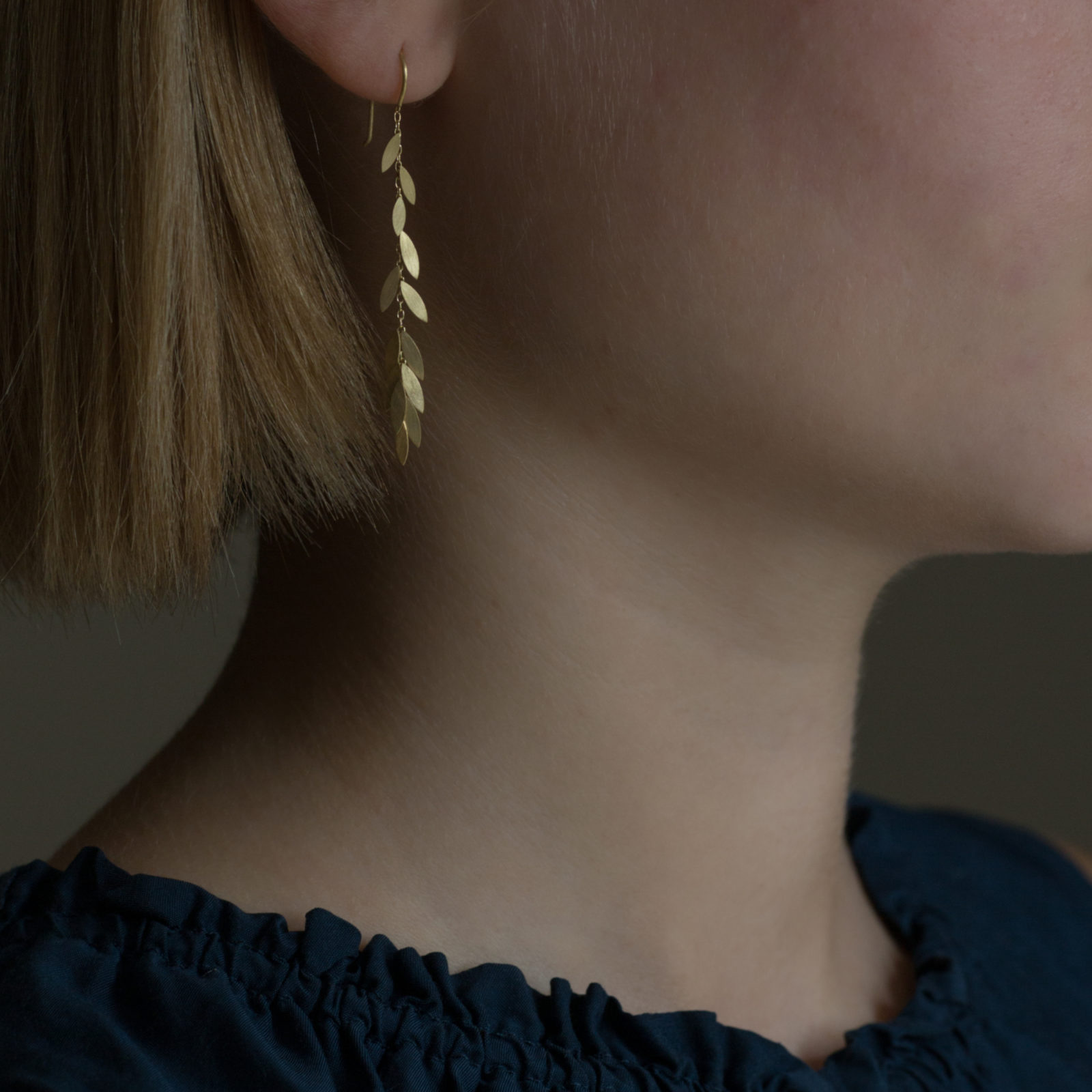 Sia Taylor KLE2 Y Yellow Scattered Leaf Earrings M