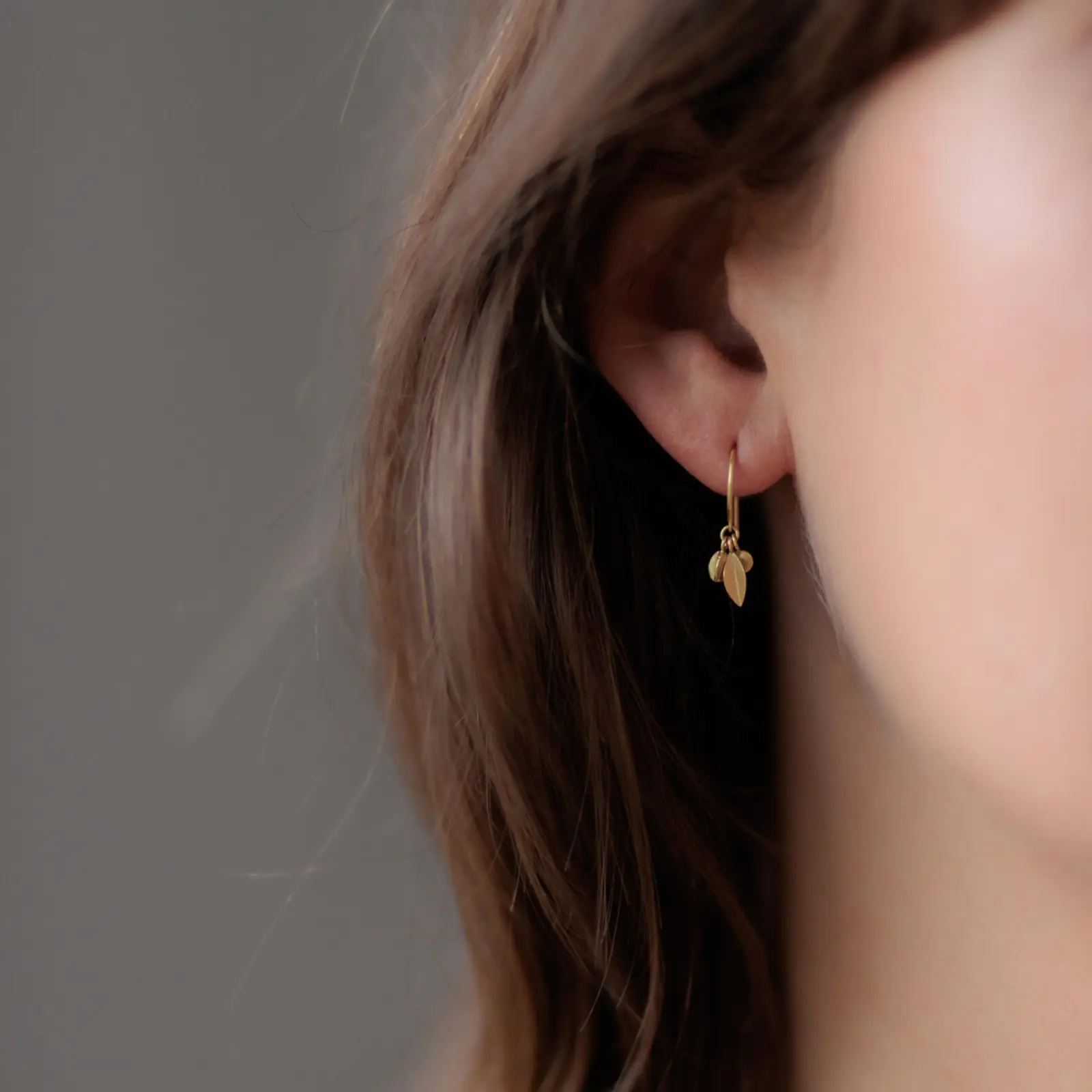 Sia Taylor ME20 Y Yellow Gold Earrings 3