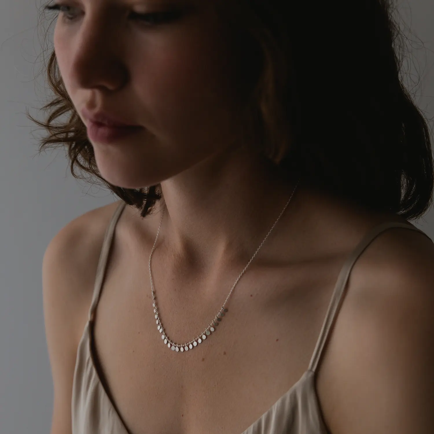 Sia Taylor DN11 S Medium Silver Dots Necklace 2