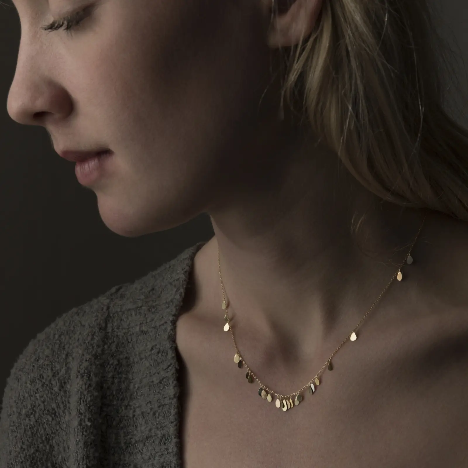 Sia Taylor TN5 YMIX Raindrop Gold Necklace M