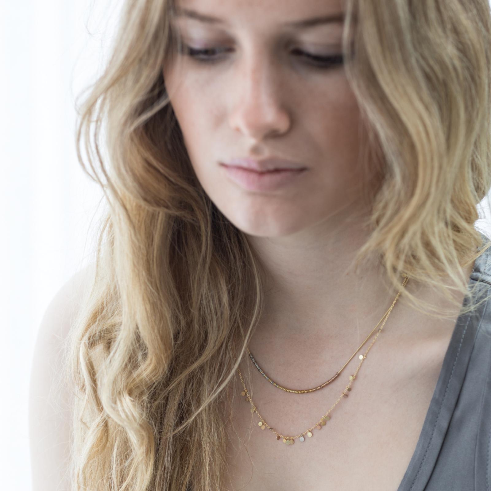 Sia Taylor DN220 YRAIN Random Rainbow Gold Dots Necklace M