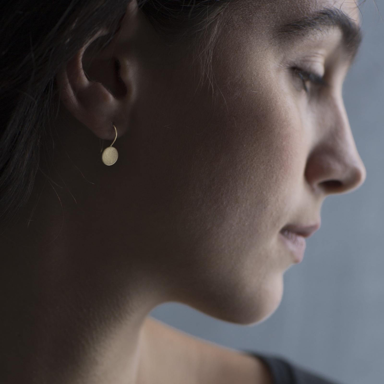 Sia Taylor KE15 Y Yellow Gold 8mm Moon Drop Earring M