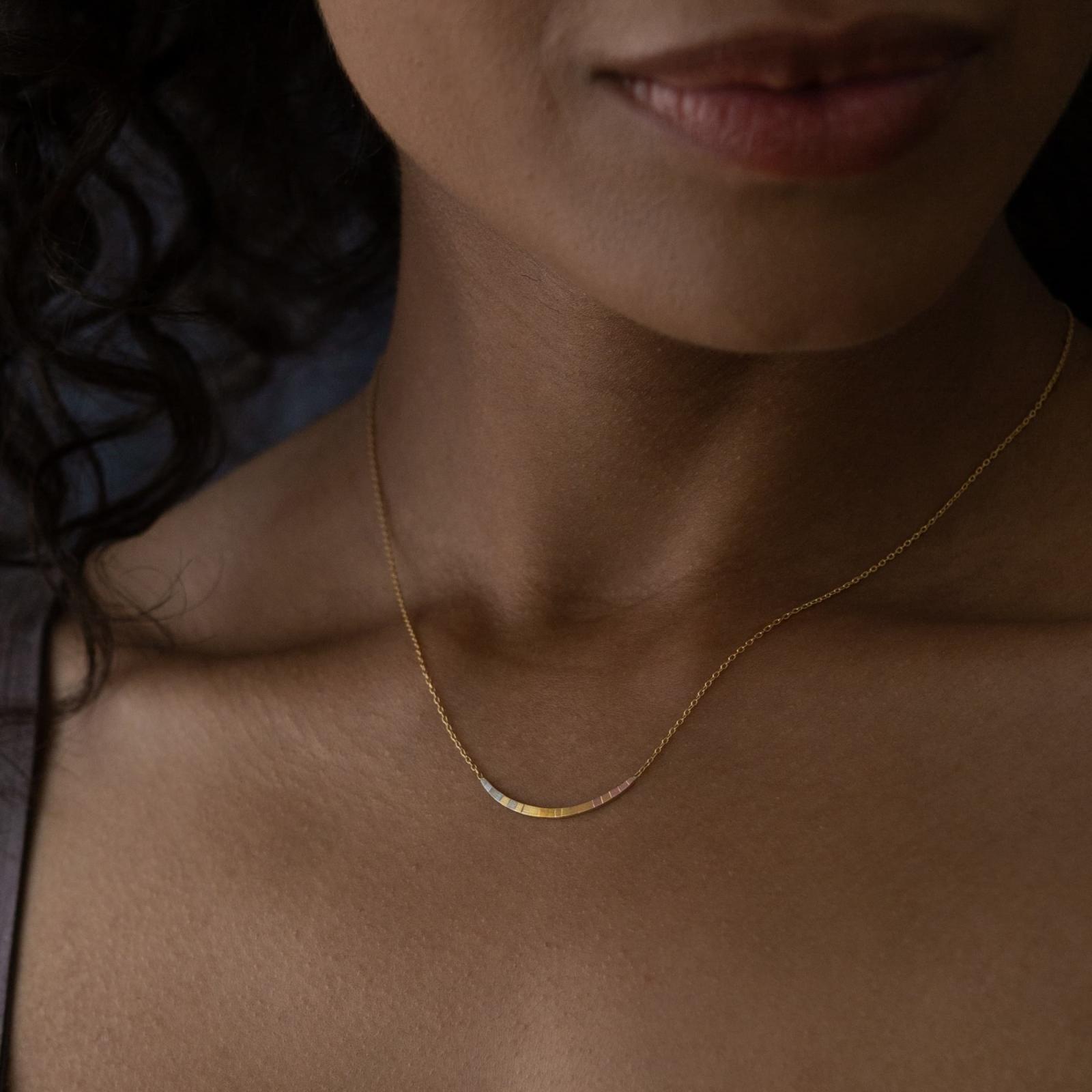 Sia Taylor KN19 RAIN Medium Rainbow Arc Pendant M