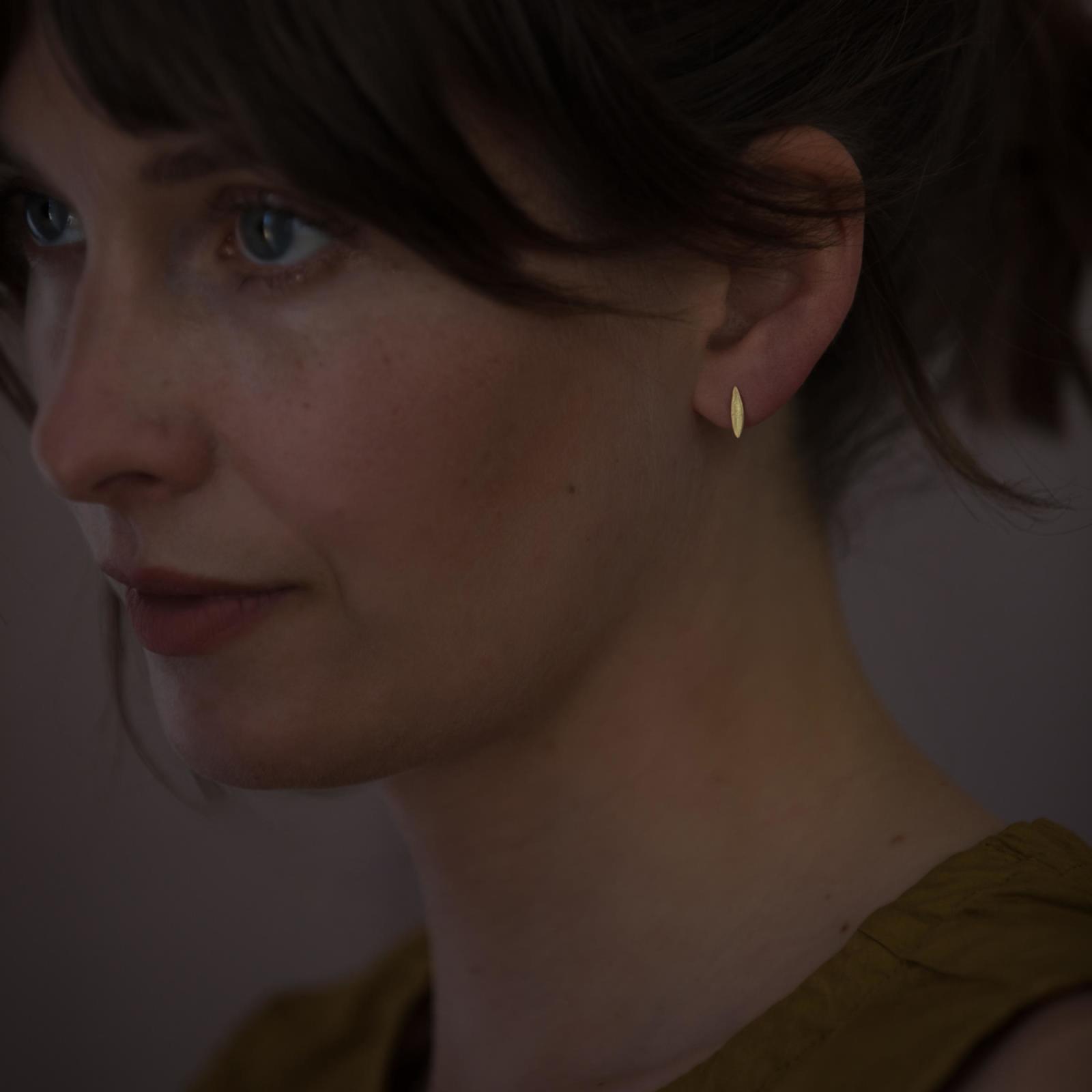 Sia Taylor ME16 Y Yellow Gold Earrings 2