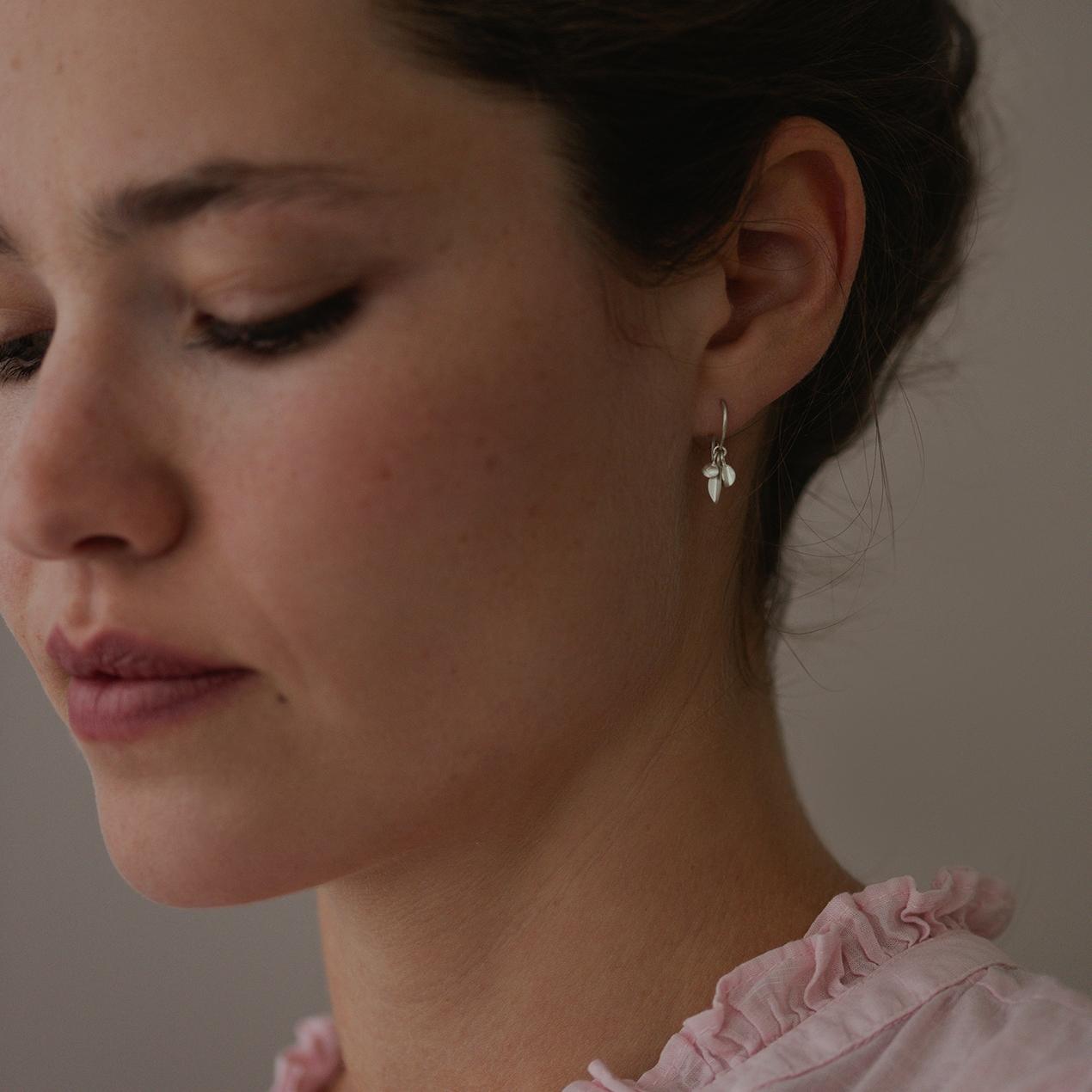 Sia Taylor ME20 S Silver Tiny Meadow Earrings 2