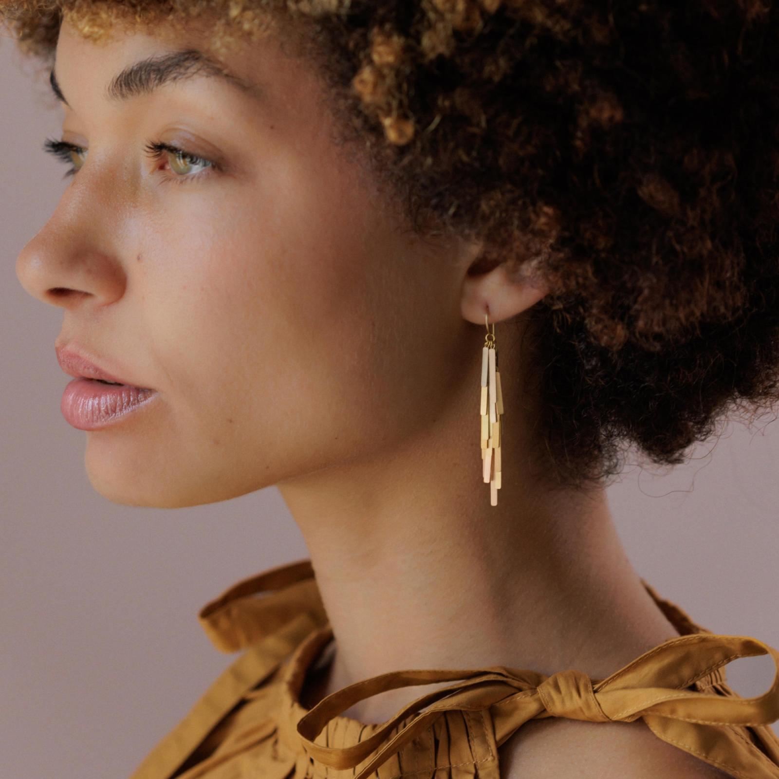 Sia Taylor RE10 FADE Fade Gold Earrings 3