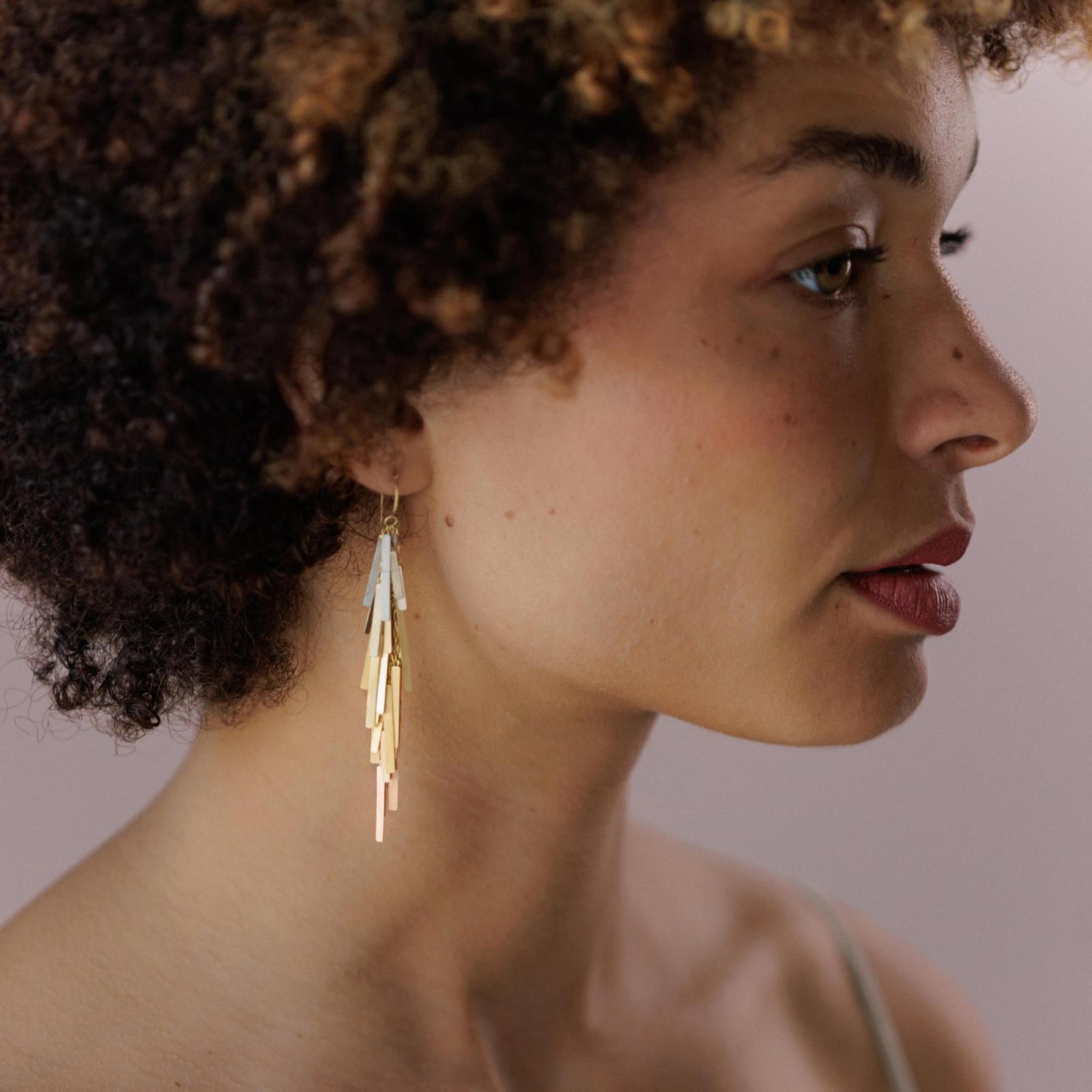Sia Taylor RE9 FADE Fade Gold Earrings 3