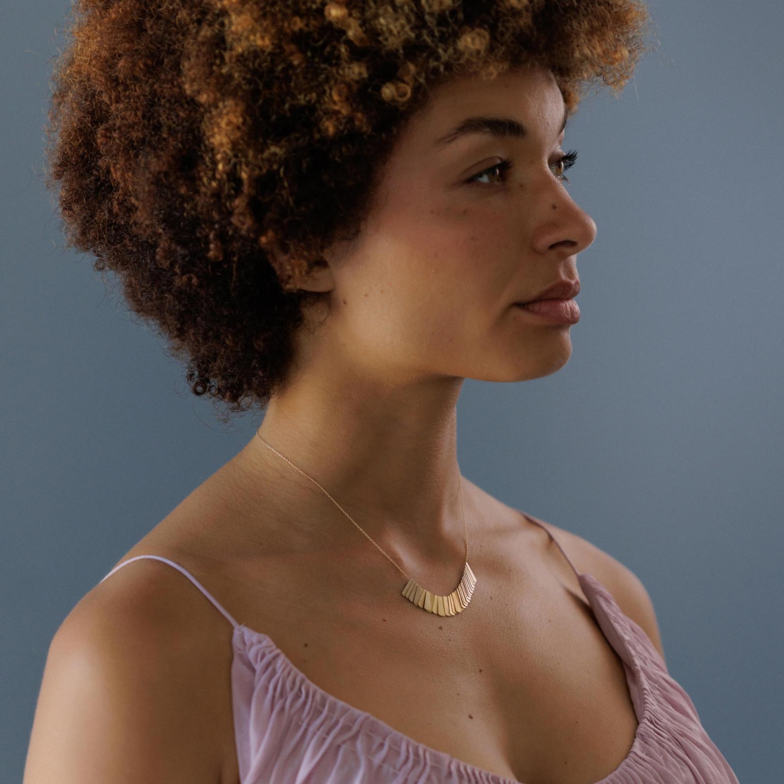 Sia Taylor RN16 FADE Fade Gold Necklace 3