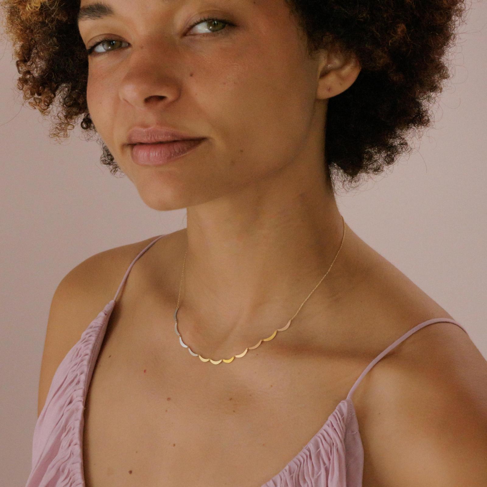 Sia Taylor RN2 RAIN Rainbow Gold Necklace 2