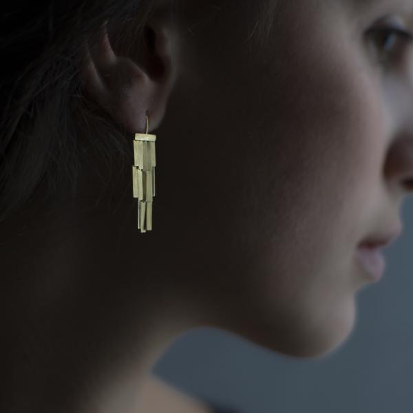Sia Taylor KE2 Y Yellow Gold Rainfall Earring M