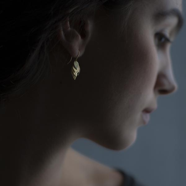 Sia Taylor KE4 Y Yellow Gold Petal Cluster Earrings M