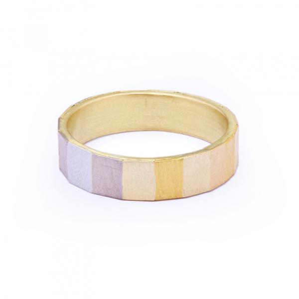 Sia Taylor KR16 RAIN Rainbow Gold Large Faceted Band WB