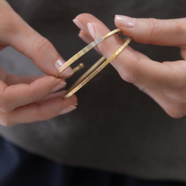 Sia Taylor Hands Sept2021 11 High Res