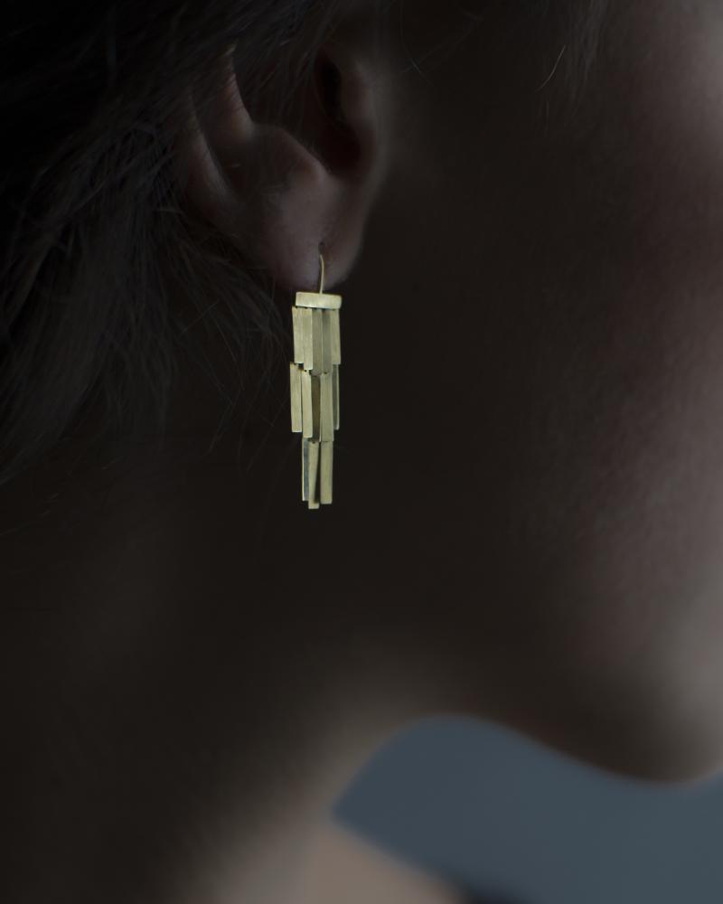 Sia Taylor KE2 Y Yellow Gold Rainfall Earring M