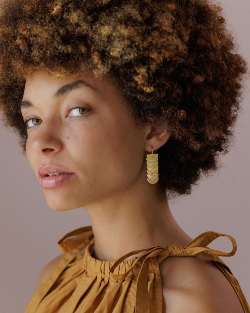 Sia Taylor RE6 RAIN Rainbow Gold Earrings 3