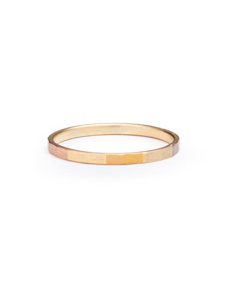 Sia Taylor KR9 ARAIN Super Fine Rainbow Gold Faceted Band WB