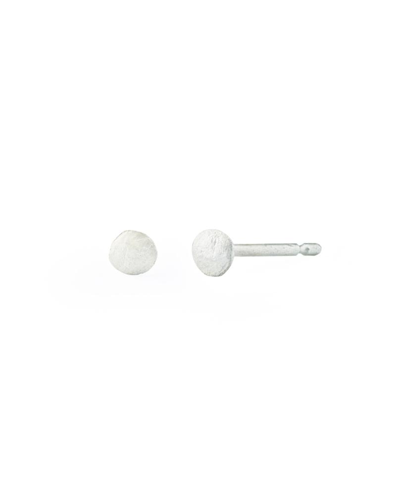 Sia Taylor ME26 S Silver Studs 1